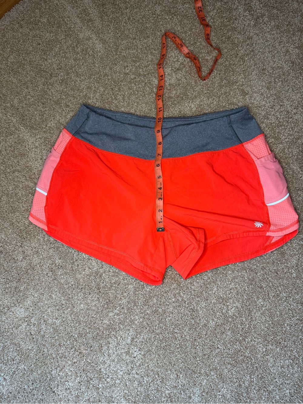 Athleta Mesh Racer Run Shorts Women’s Medium Athletic Gym Outdoor Hiking - Picture 4 of 10